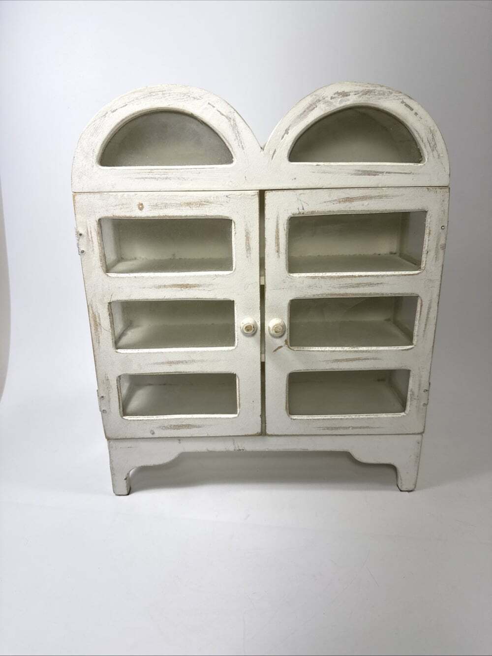 Vtg White Shabby Chic Two-Door Trinket Display Curio Cabinet Glass Doll House